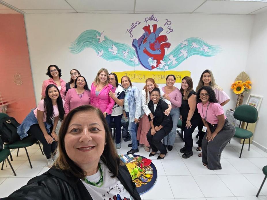 Mulheres reunidas no evento da Ouvidoria. #Paratodosverem
