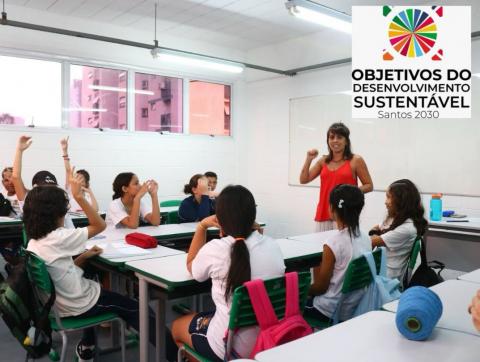 crianças em aula. #paratodosverem
