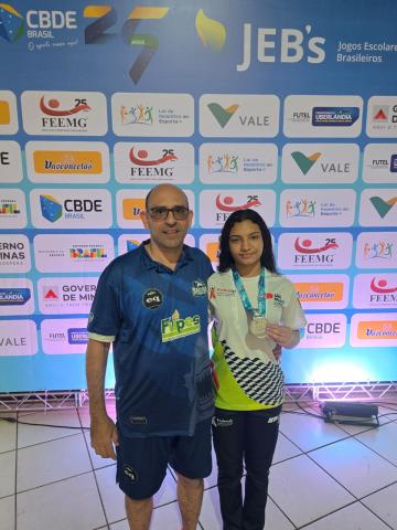 Lutadora no pódio. #Paratodosverem