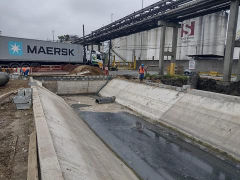 canal já concretado #paratodosverem 