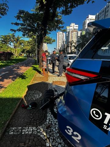 Guardas abordam rapaz na orla #paratodosverem