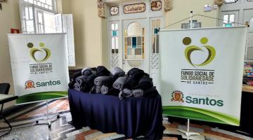 Cobertores doados para a Campanha do Agasalho. #Paratodosverem
