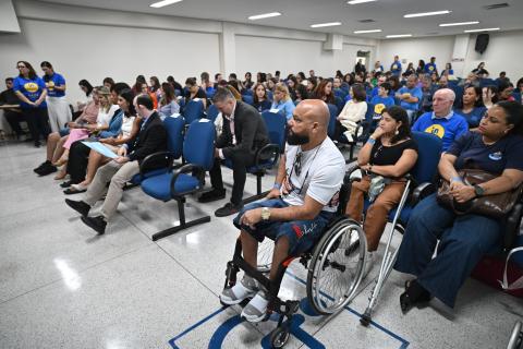 público lota auditório. #paratodosverem