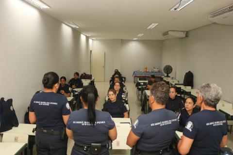 guardas acompanham capacitação #paratodosverem