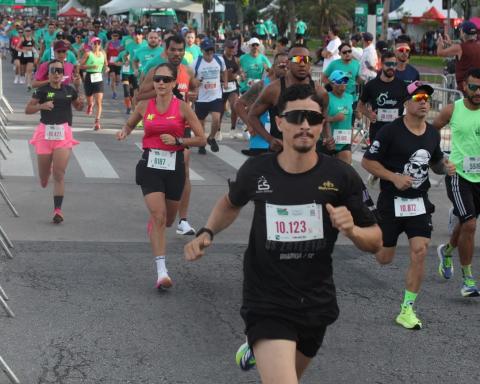 Largada da corrida na praia. #Paratodosverem