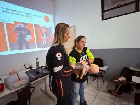 Equipe do Samu mostra procedimento. #Paratodosverem.