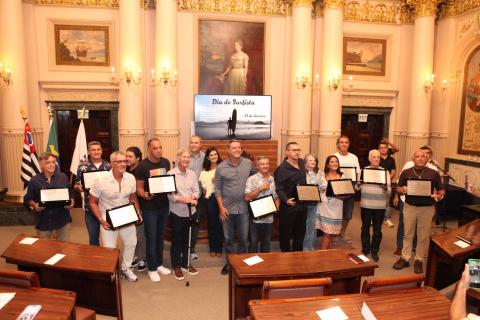 Homenageados no Dia do Surfista em Santos. #Paratodosverem