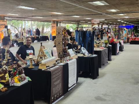 feira de empreendedorismo negro #paratodosverem 