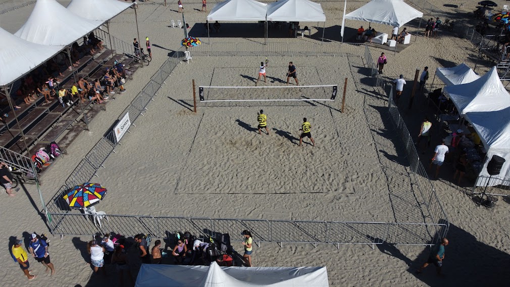 2º Santista de Beach Tennis é marcado por disputas acirradas e