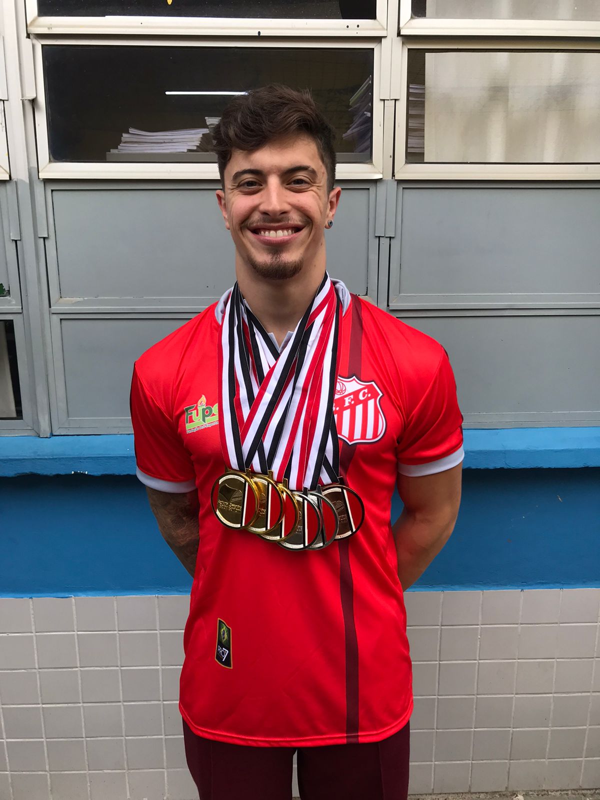 Jogos Abertos: Santos é vice no tênis masculino em sábado de