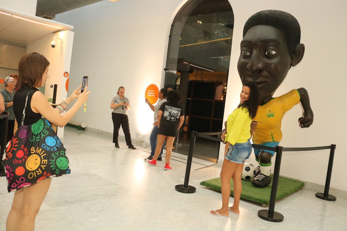 Saudações ao Rei! Museu Pelé, em Santos, expõe itens pessoais do