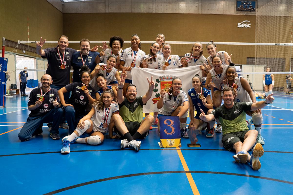 Categoria E2 - Damas de Ouro Campeonatos e Torneios de VOLEIBOL