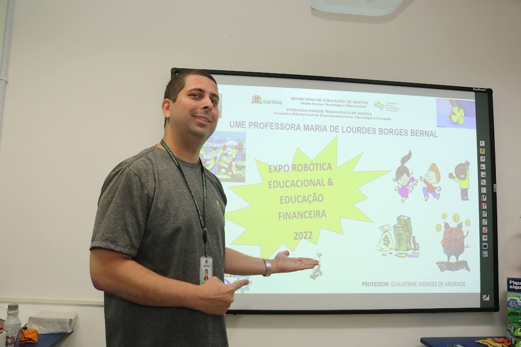 Alunos da rede municipal de Santos mostram talento com jogos, robótica e  programação