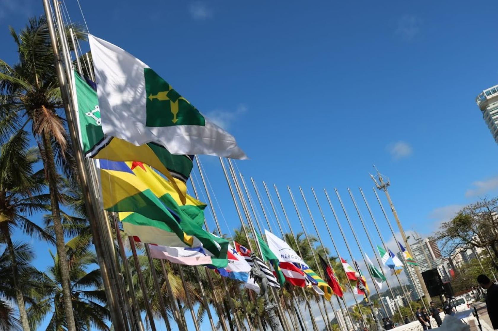 Hasteamento Das Bandeiras Marca Abertura Da Semana Da Pátria Em Santos