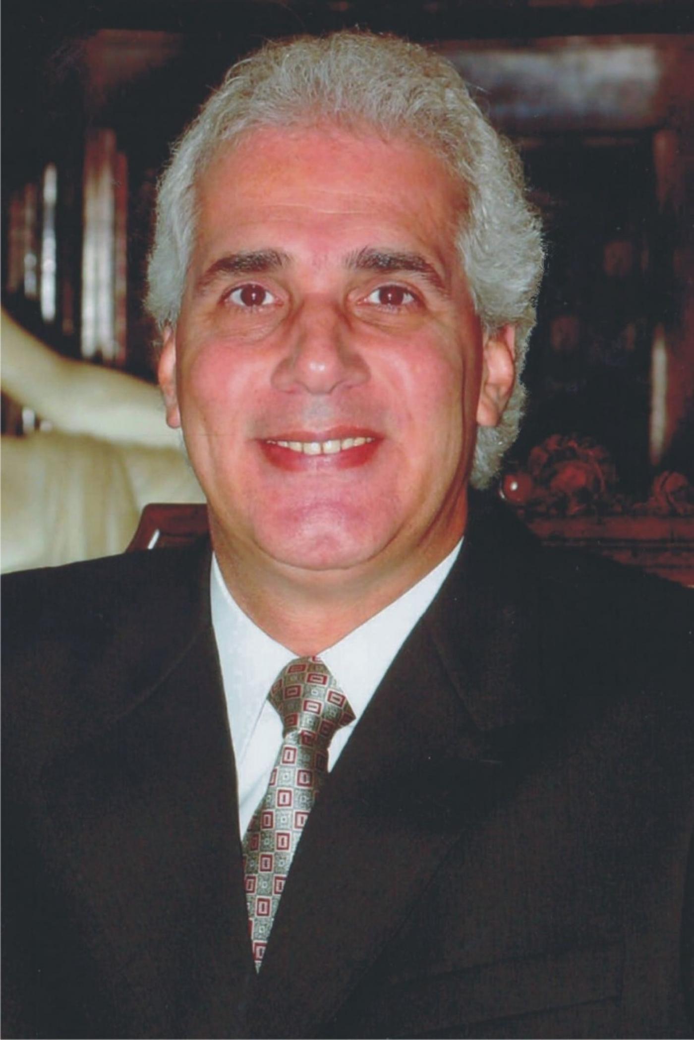 Edmur Mesquita morre por complicações da covid19; Santos decreta luto