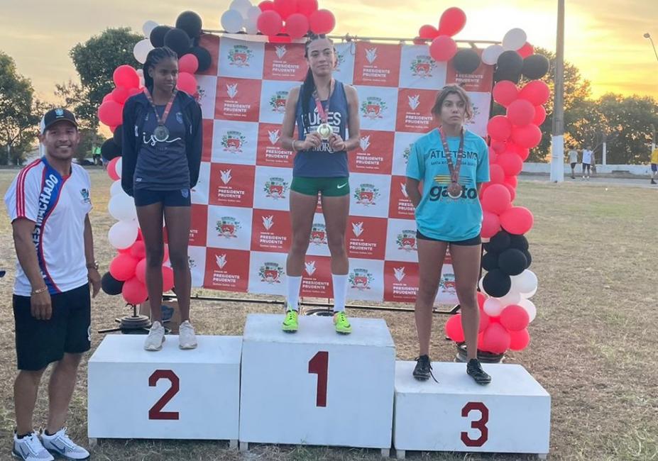 Tênis masculino de Santos é prata e feminino é bronze nos Jogos da  Juventude